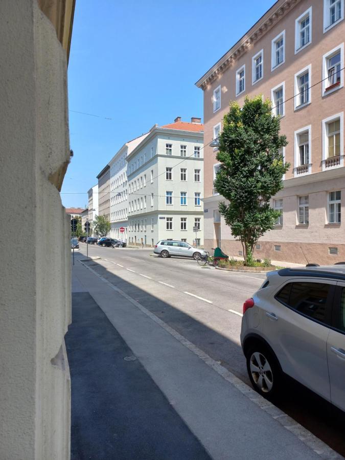 City Apartment Mit Direktzugang Відень Екстер'єр фото