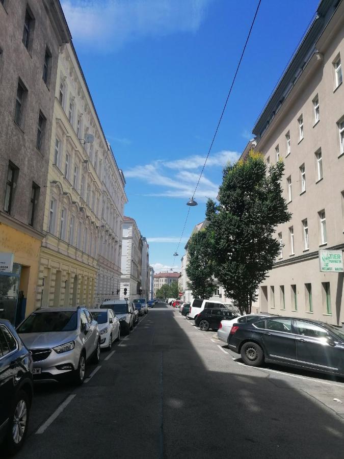 City Apartment Mit Direktzugang Відень Екстер'єр фото
