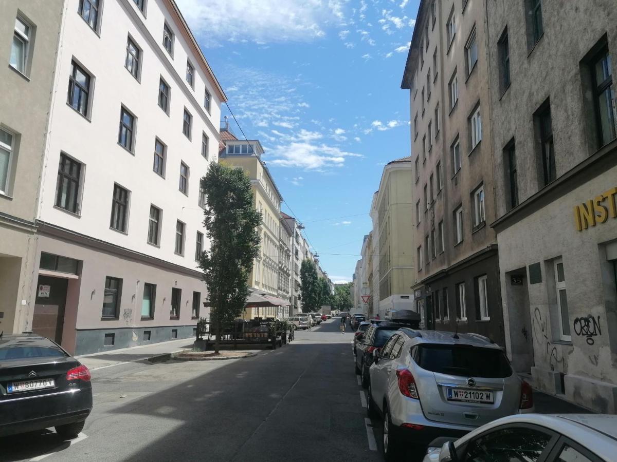 City Apartment Mit Direktzugang Відень Екстер'єр фото