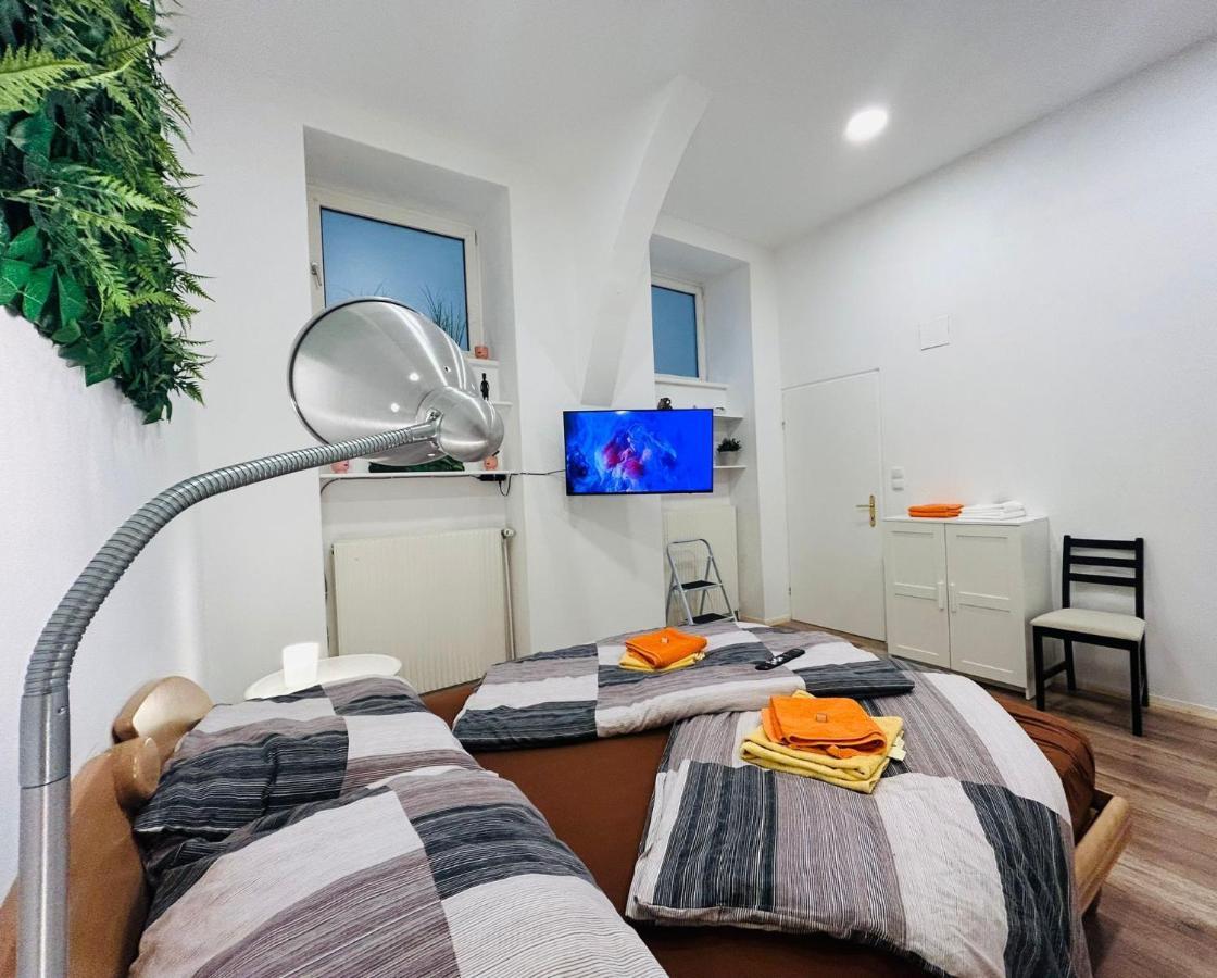 City Apartment Mit Direktzugang Відень Екстер'єр фото